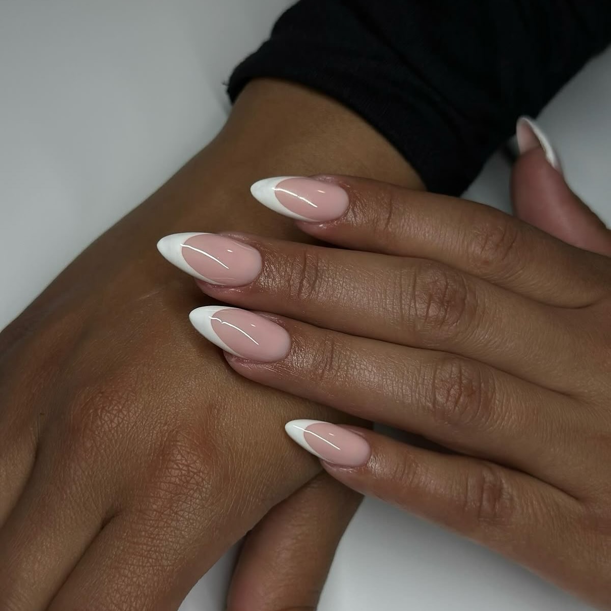 Gel-x manicure (French tip)