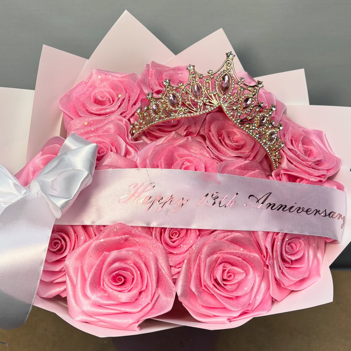 18 pink glitter silk roses🌸💓